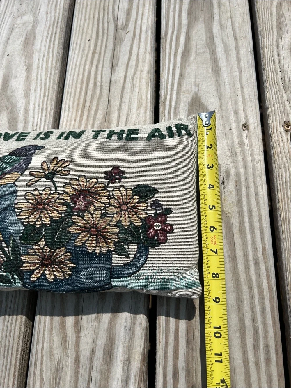 N/A this pillow